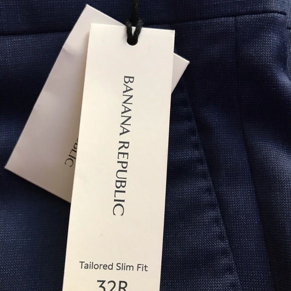 Banana Republic suit. Italian wool. Jacket 40R slacks 32R - Picture 6 of 7